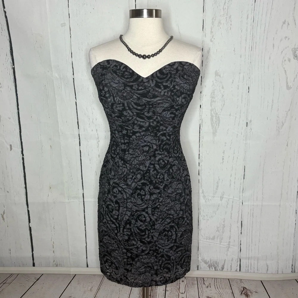 a'gaci Elegant Black Lace Midi Dress